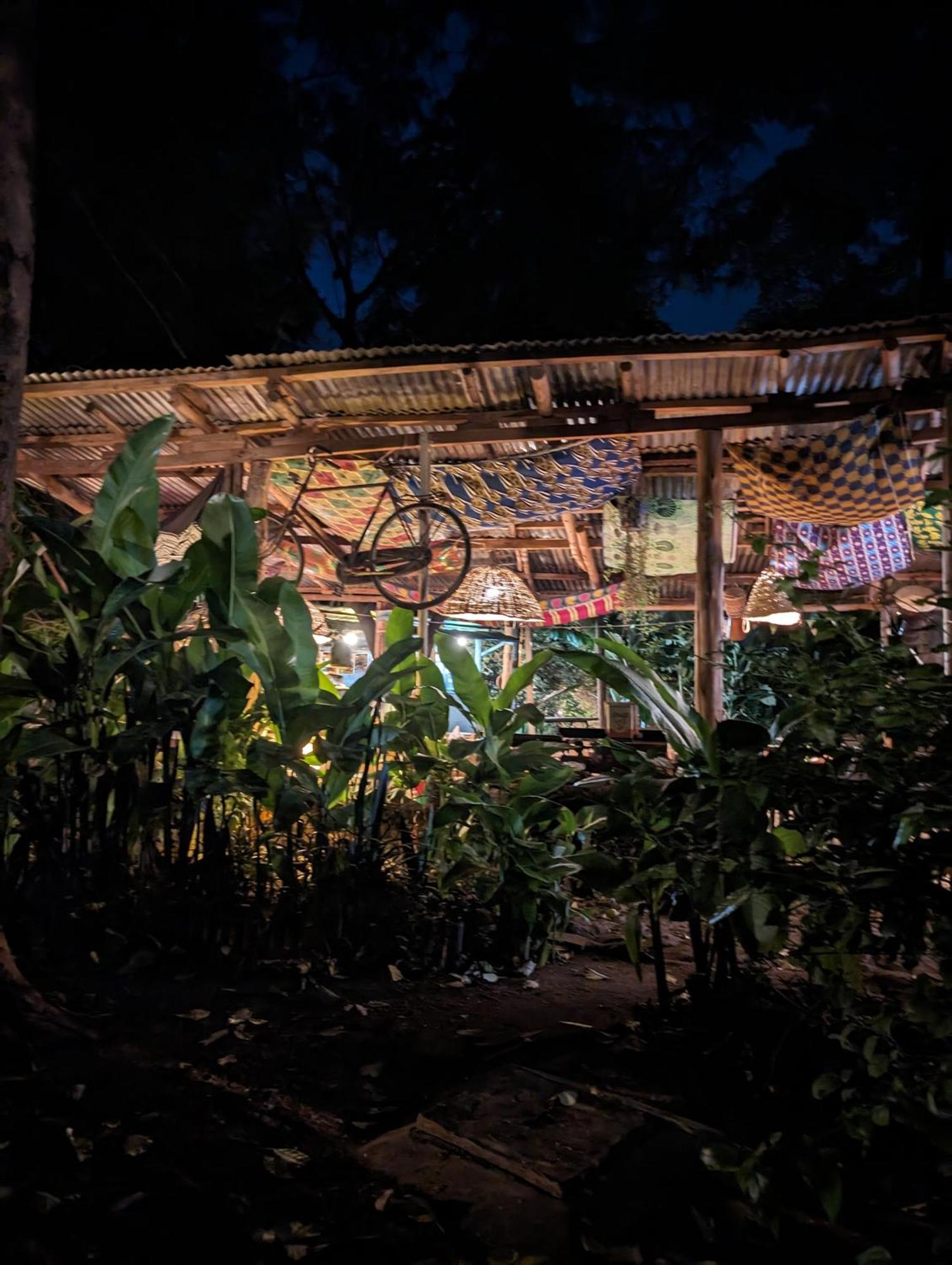 Backyard Hostel Moshi Exterior photo
