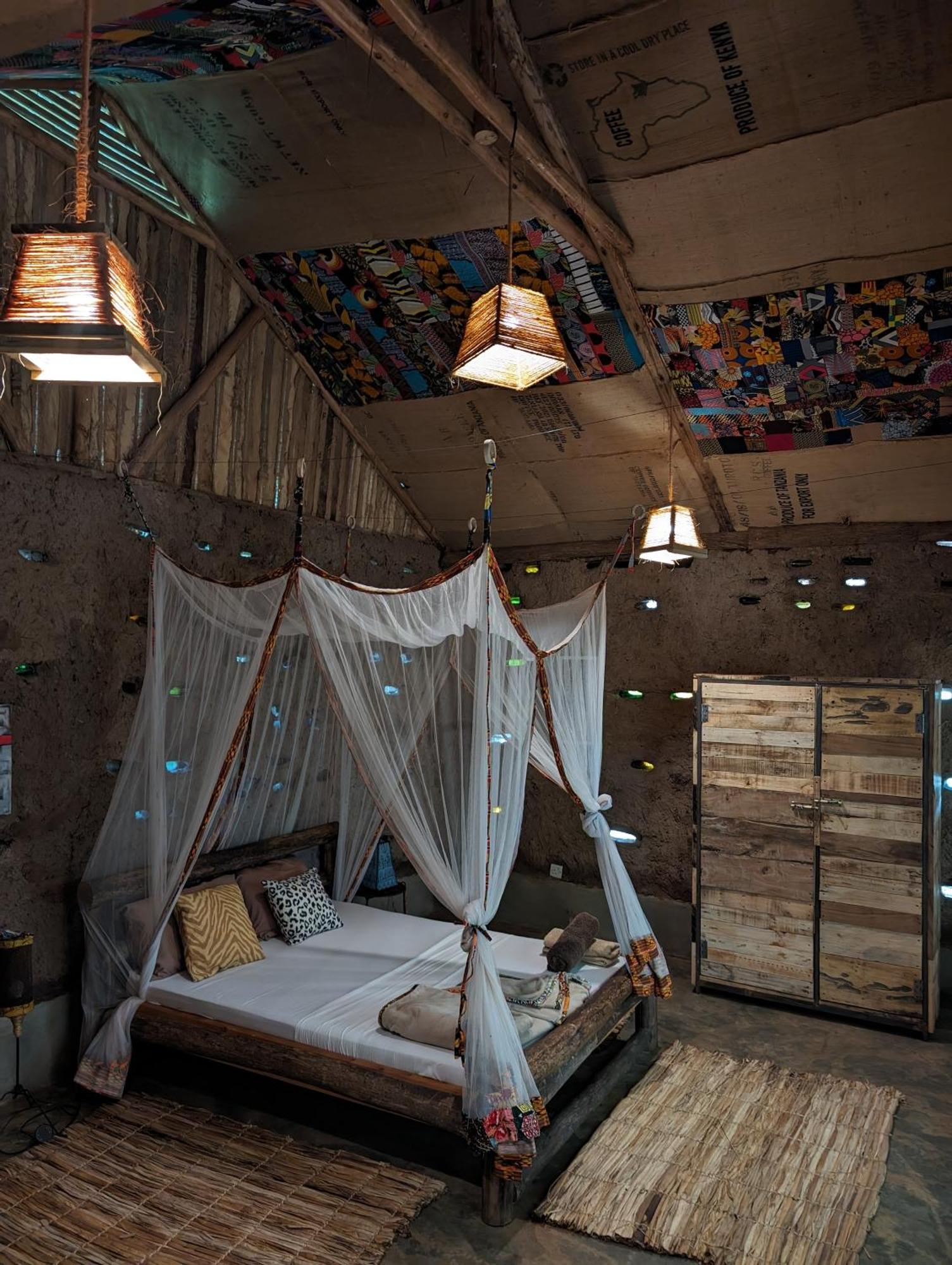 Backyard Hostel Moshi Exterior photo